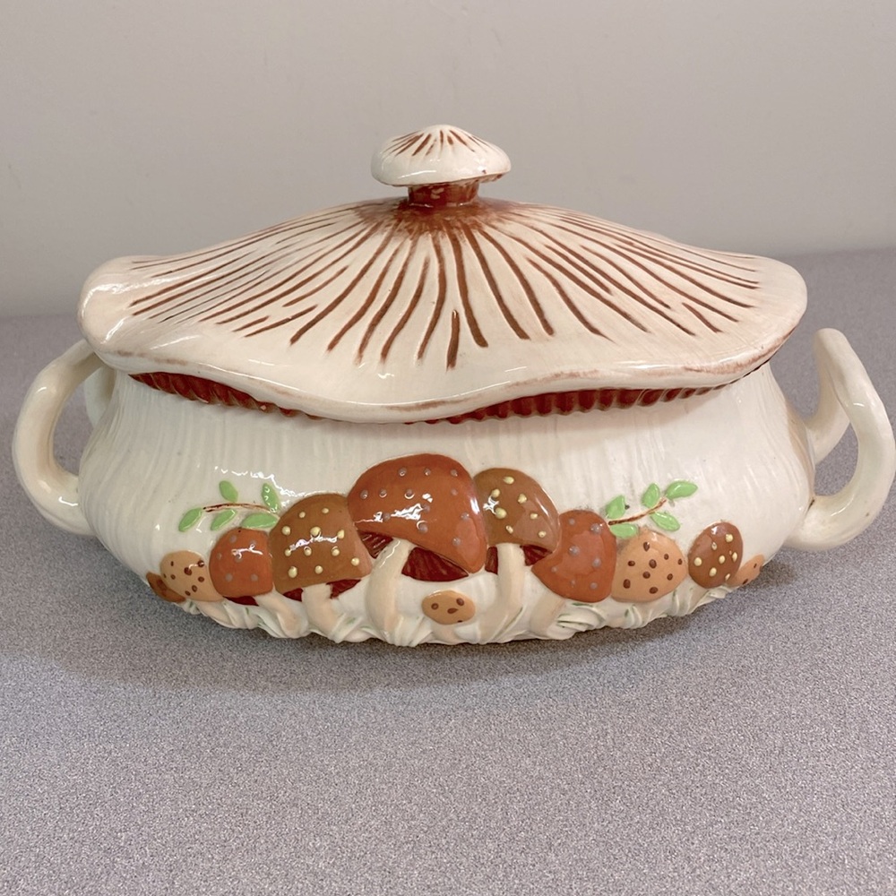 Vintage - Arnels Mushroom serving dish
